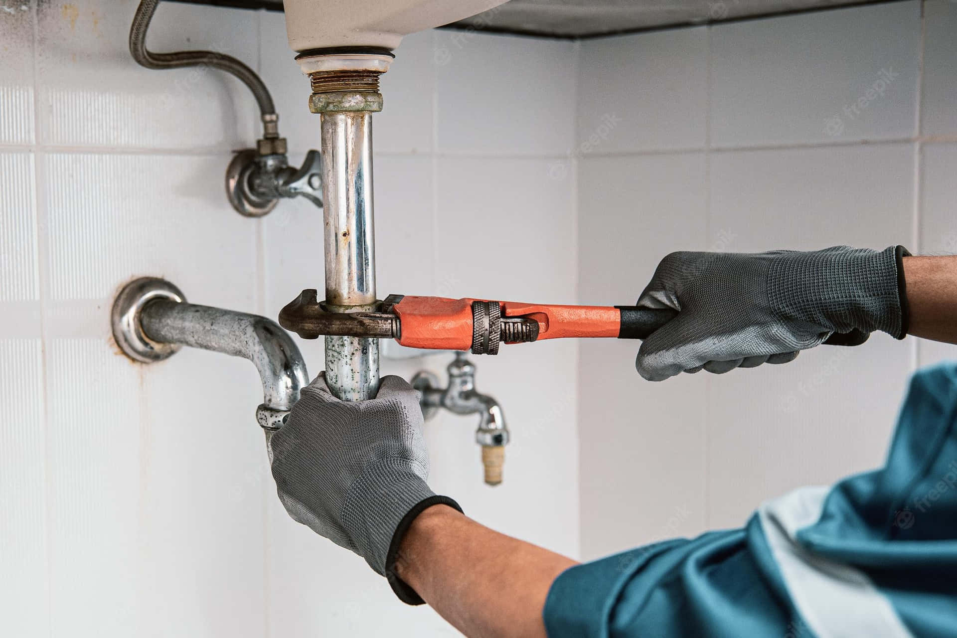 Plumbing and utility services